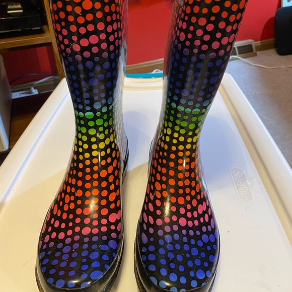 Rainbow Rain Boots - Picture 2 of 5
